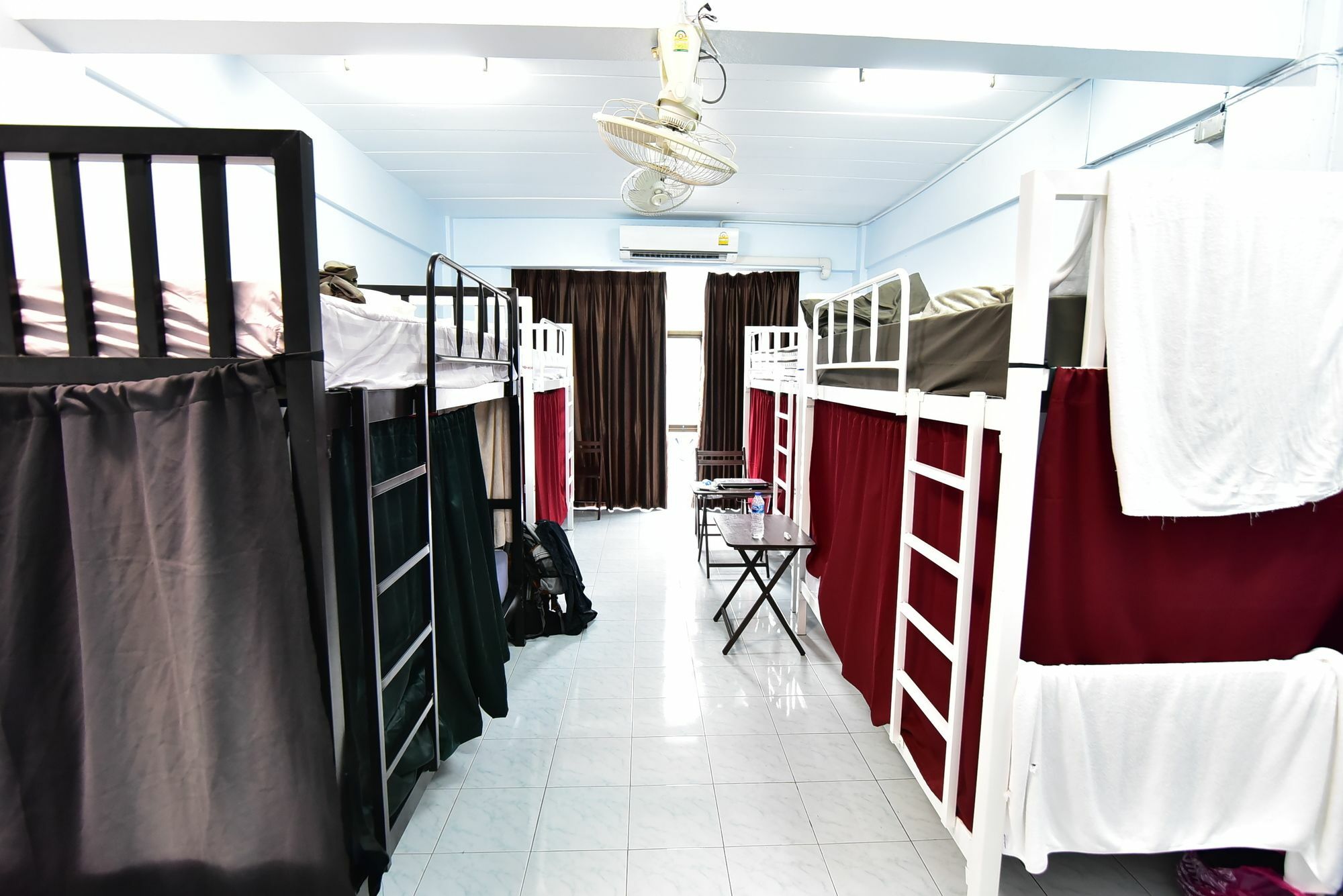 Shady'S Hostel Pattaya Ngoại thất bức ảnh