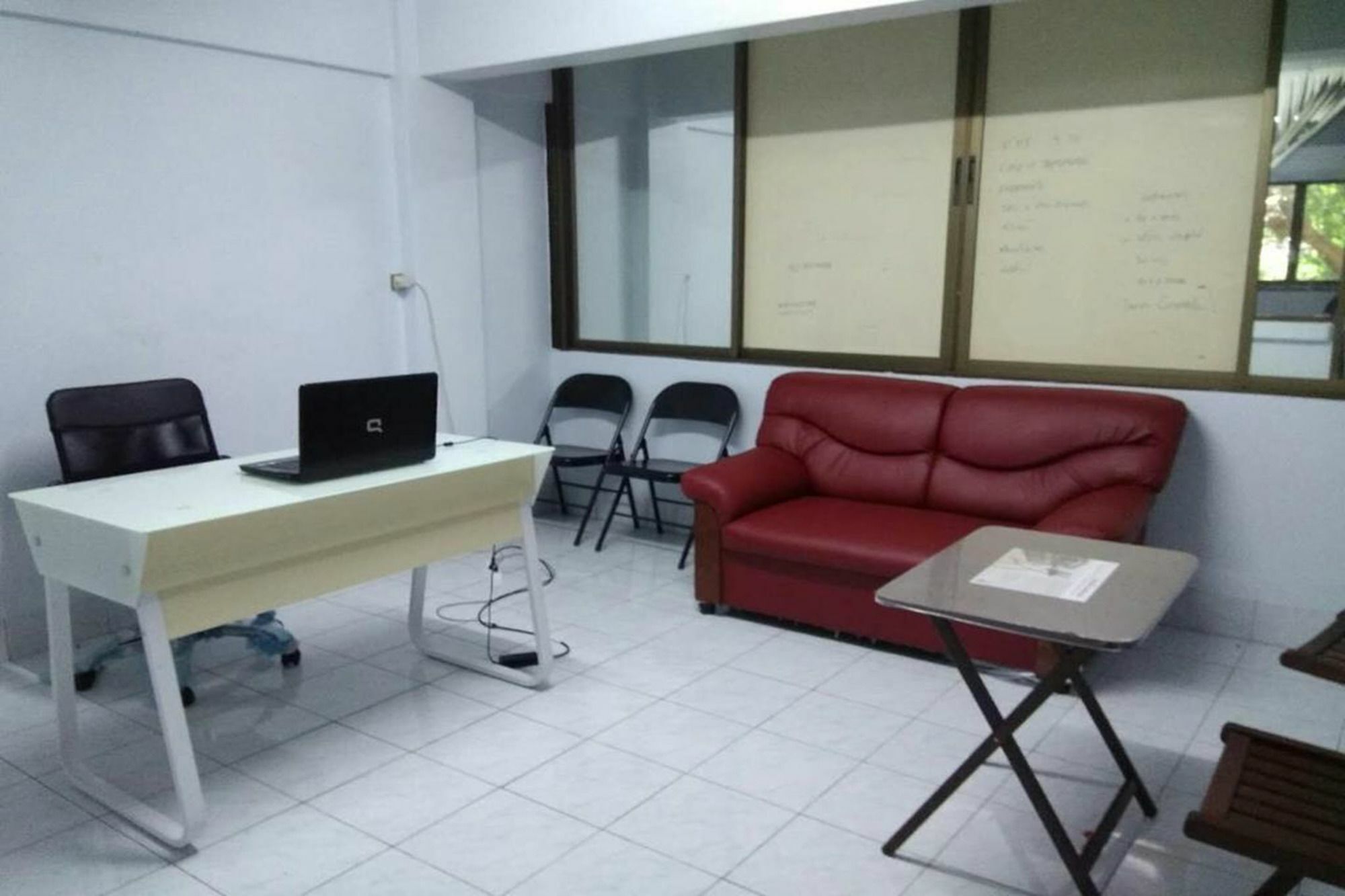Shady'S Hostel Pattaya Ngoại thất bức ảnh